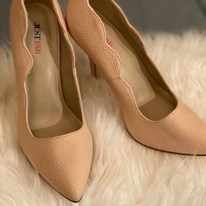 Just fab high heels pumps.